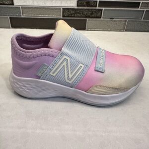 New Balance Toddler Girls Sneakers, Size 6